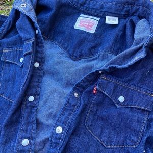 Levi’s denim shirt